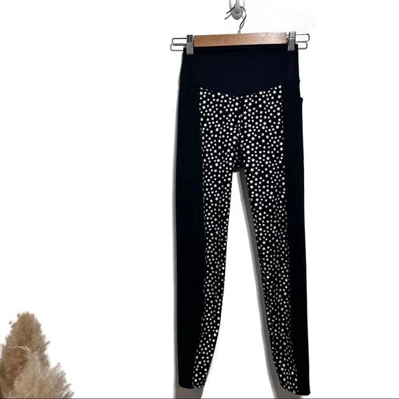 WITH Wear It To Heart High Waist Star Leggings - Black Superstar Size M - Picture 3 of 11